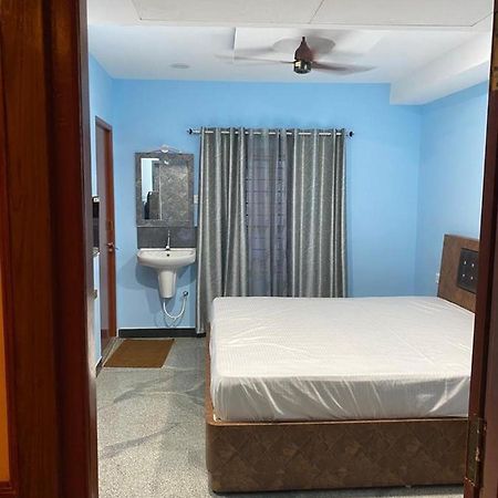 Hotel Madigai Thanjavur Esterno foto