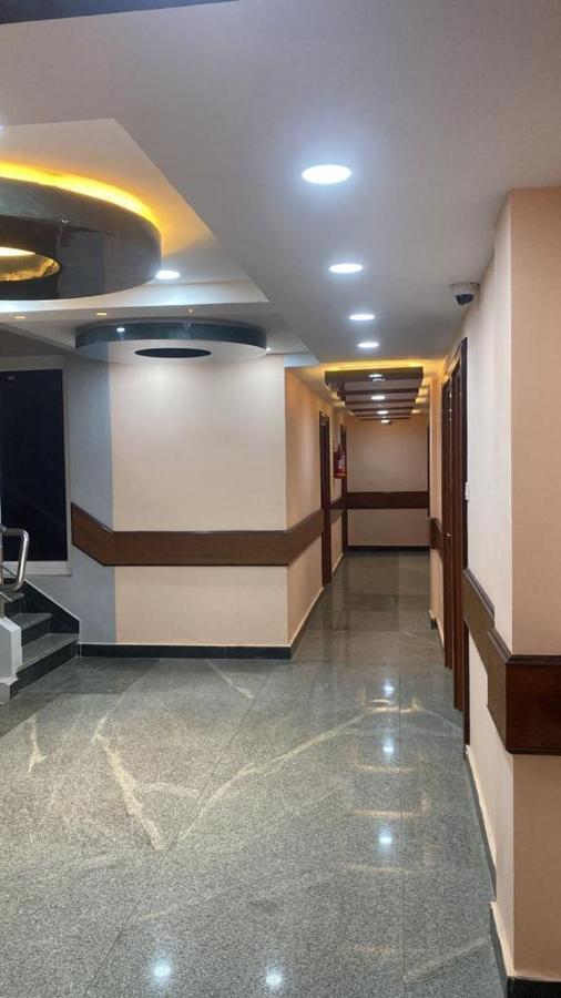 Hotel Madigai Thanjavur Esterno foto