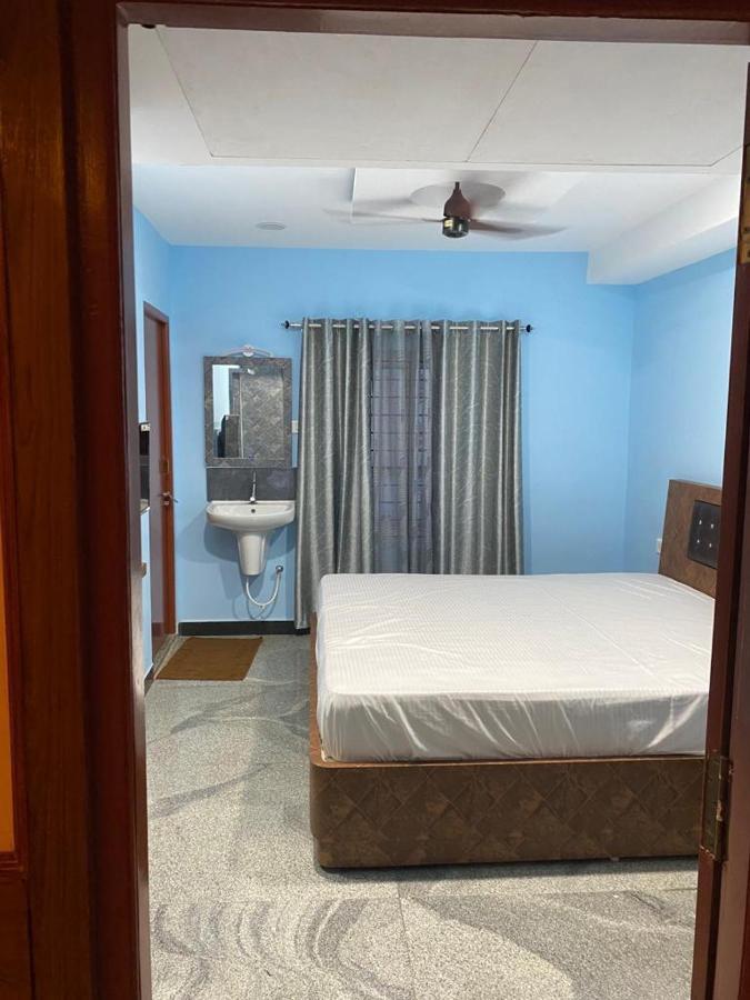 Hotel Madigai Thanjavur Esterno foto